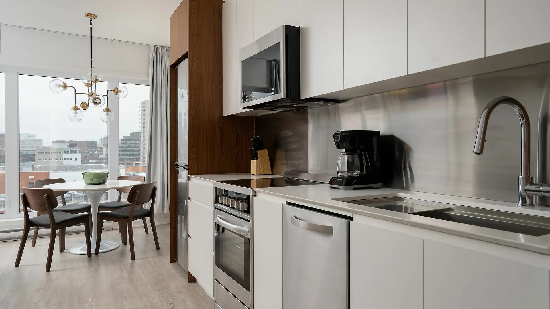 Grand 1Br In Quartier Des Spectacles By Sonder Apartment Montreal 0*,  Canada